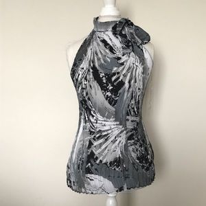 Sere Nade gray and black top size medium